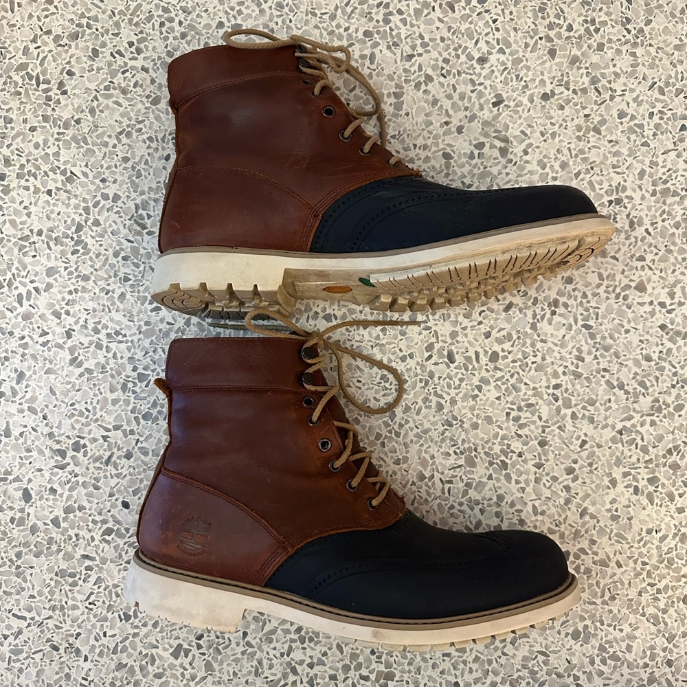 Timberland Men’s Two‑Tone Leather Boots – Brown Styled Rugged Chic, Size 9.5